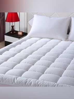 Eastland White Quilted Mattress Topper